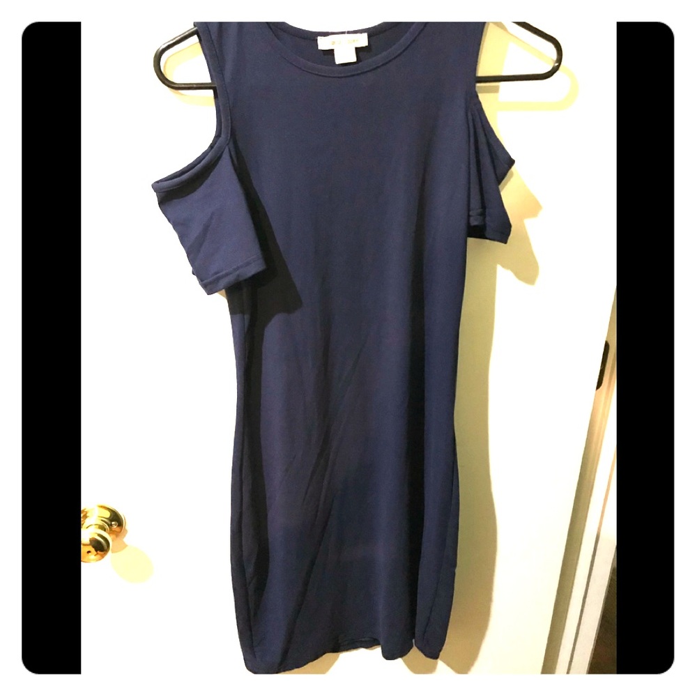 Blue short dress